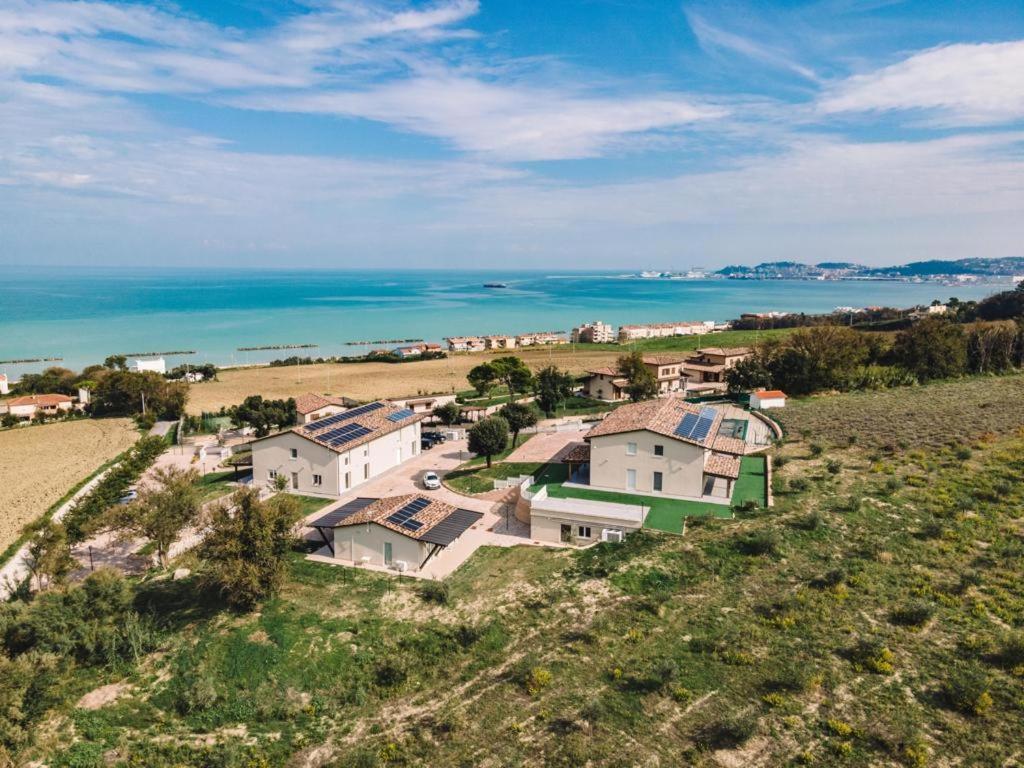 Agriturismo Il Colle Dei Lecci Анкона Экстерьер фото